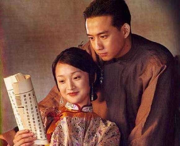 爱吻视频在线观看,浪漫瞬间，在线重温甜蜜瞬间